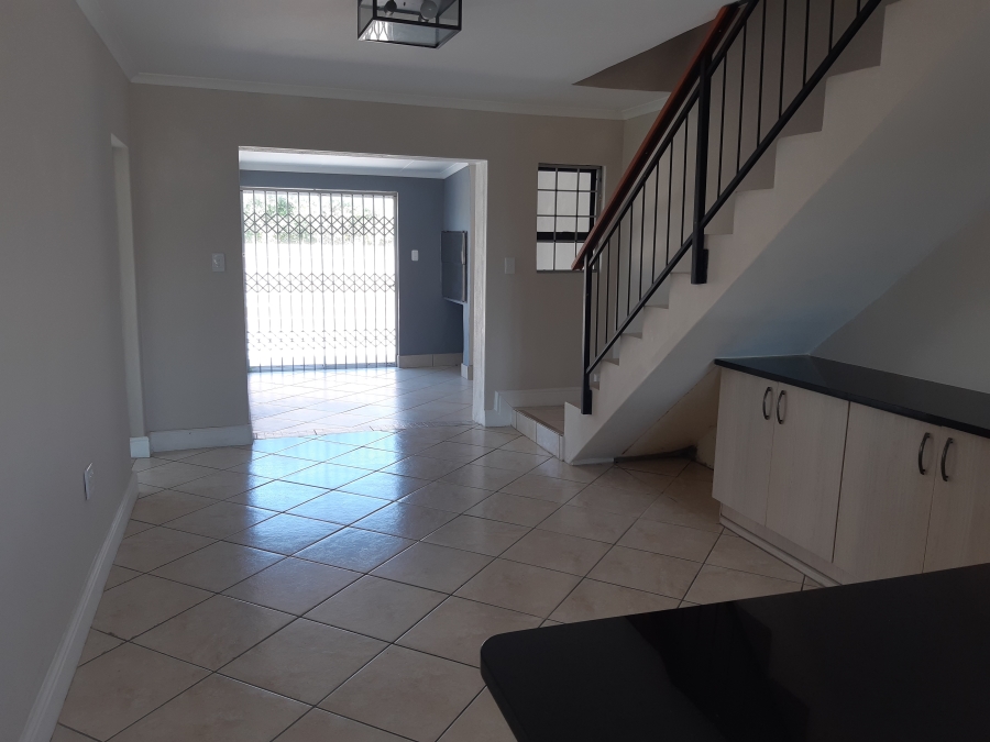 4 Bedroom Property for Sale in Paradise Beach Eastern Cape